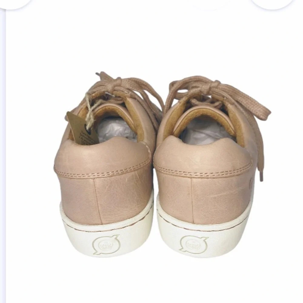 Born Women's Sur Leather Lace Up Sneakers Pink Tan Animal Print New Size 6.5